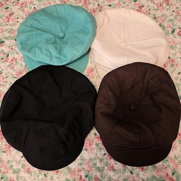 Liz Claiborne Accessories - Lot Of 4 Liz Claiborne Breton Style Linen Mushroom Caps